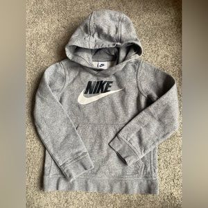 Nike Pullover Hoodie